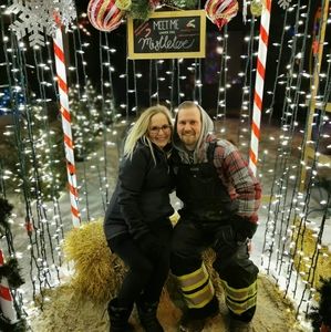 Meet your Posher, Dania